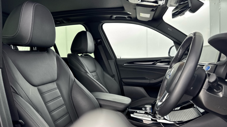 BMW X3 210kW Premier Edition Pro 80kWh 5dr Auto Electric Estate